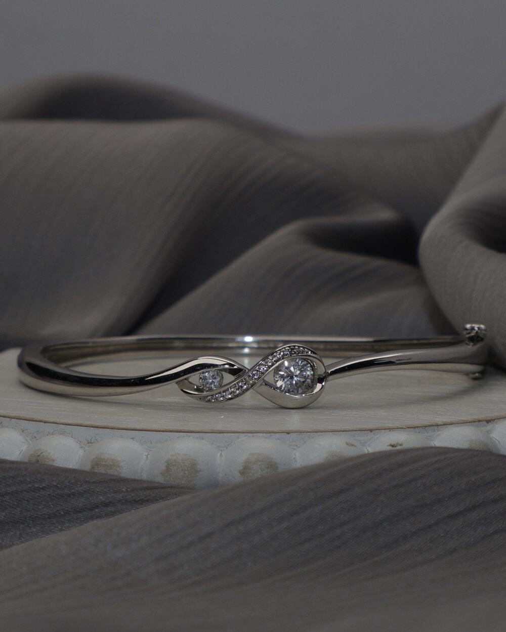 Infinity Sterling Silver White Sapphire Bangle Bracelet 13.9G / 7in